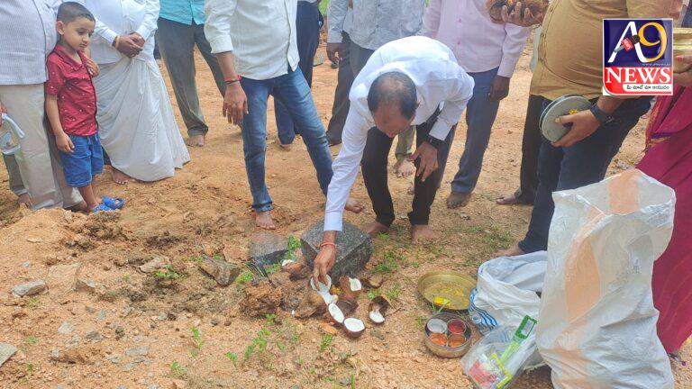 భీమ్ గల్ అయ్యప్ప ఆలయం వద్ద సిమెంట్ రోడ్డు నిర్మాణానికి భూమి పూజ నిర్వహించిన ఆలయ కమిటీ